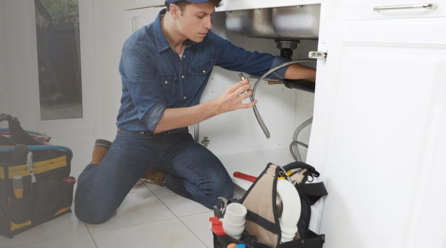 Professional sink repair in Lakeland, MI